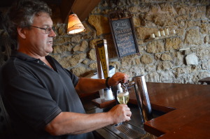 Owner Scott Ervin pours Sutliff Cider's signature drink on-site in Lisbon, Iowa. (photo/Cindy Hadish)