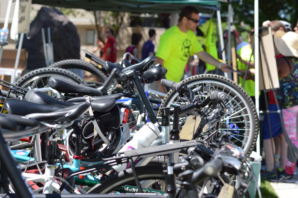 The Linn County Trails Association offered bike parking during the market in Greene Square Park. (photo/Cindy Hadish) 