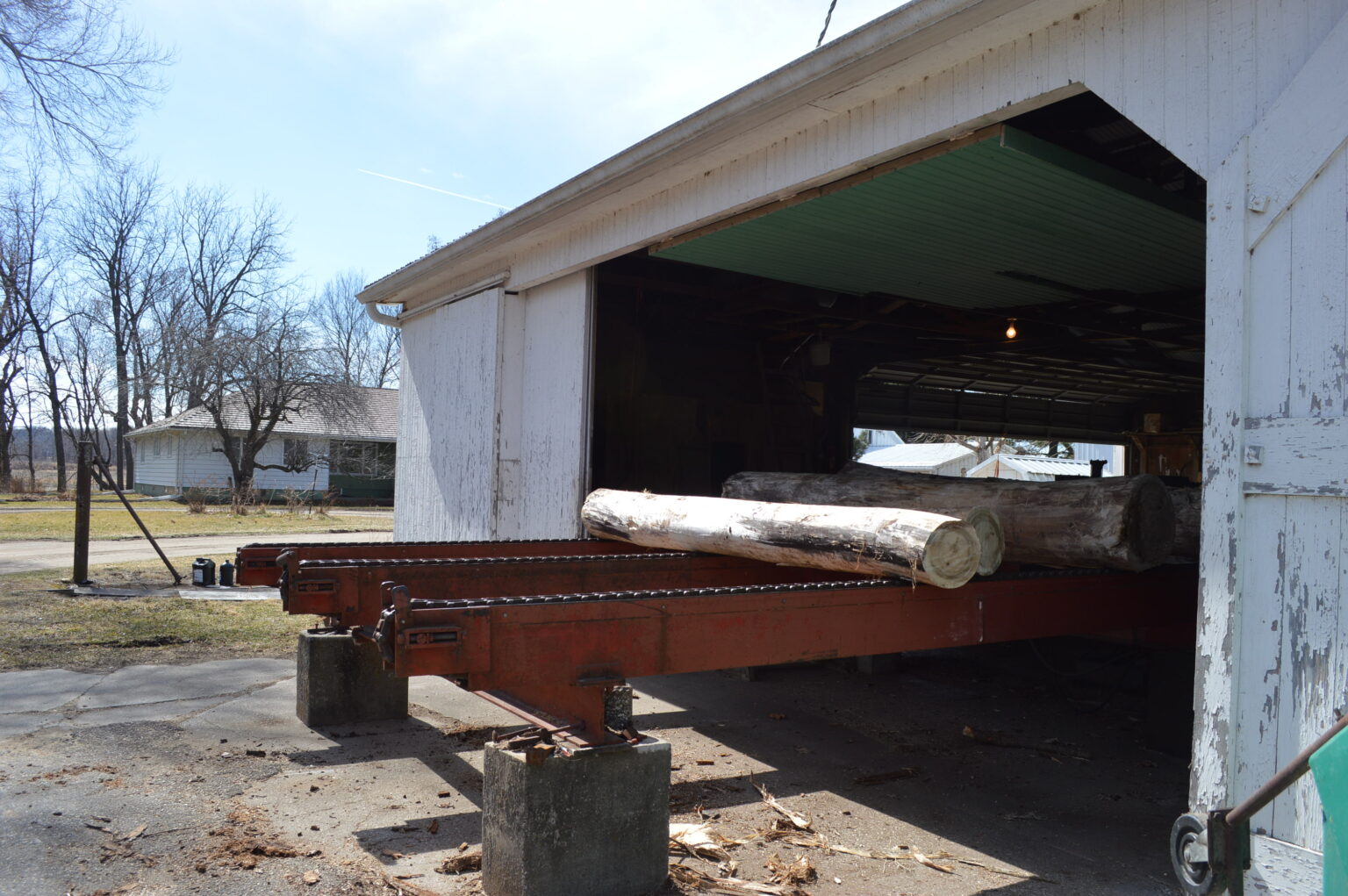 Auction signals end of era for familyowned sawmill in Iowa Homegrown